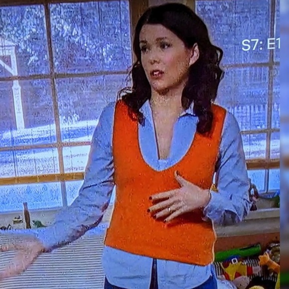 ASO Lorelai Gilmore - Orange Sweater Vest - Picture 1 of 9